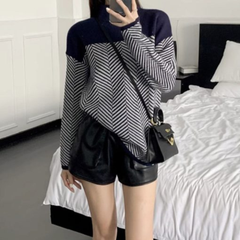 Selena - Chevron Pattern High-Neck Sweater