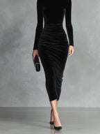 Neriis | Black Velvet Bodycon Dress