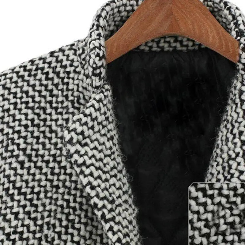 Victoria - Timeless Houndstooth Blazer