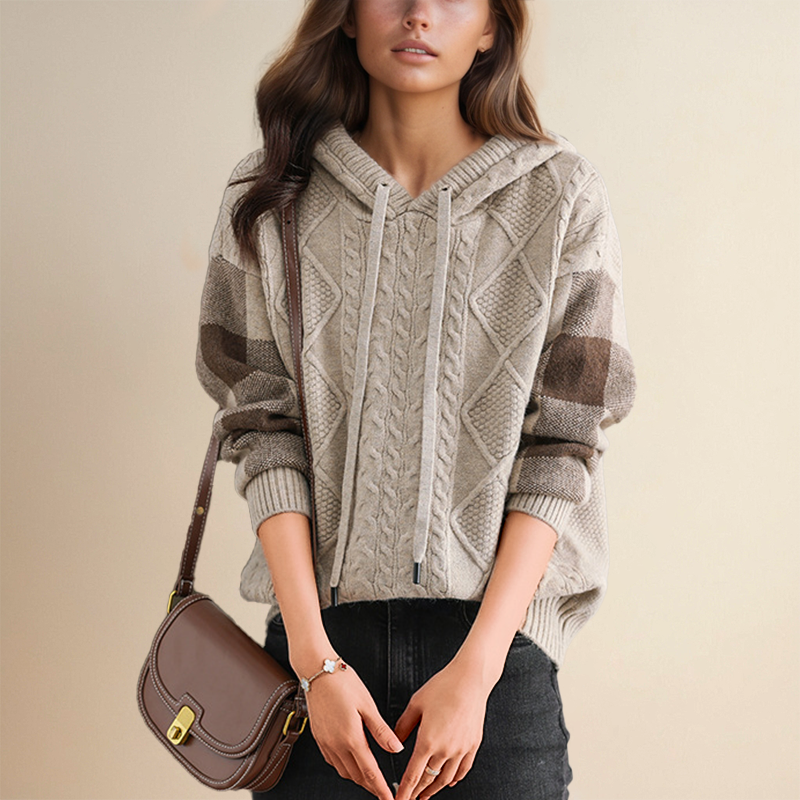 Valeria - Stylish Cable Knit Sweater